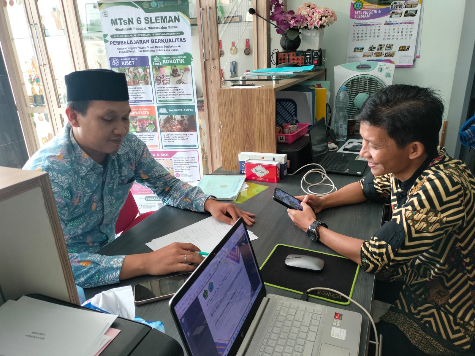 MTsN 6 Sleman Persiapkan Pengiriman Kontingen Lomba Roket Air Tingkat Nasional ke Bandung