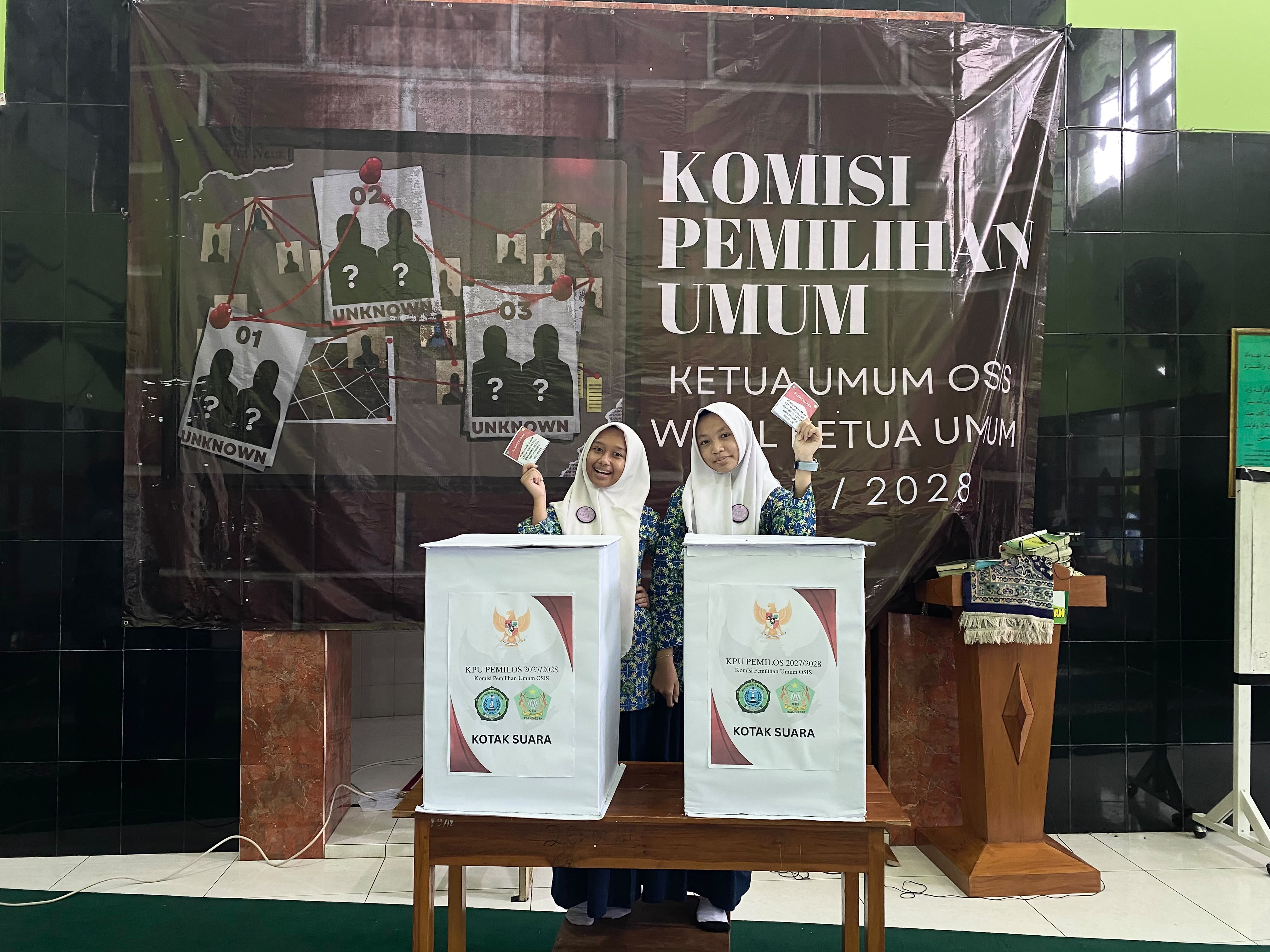 Demokrasi di Madrasah, Seluruh Warga MTs Negeri 6 Sleman Ikuti Pemungutan Suara Ketua dan Wakil Ketu